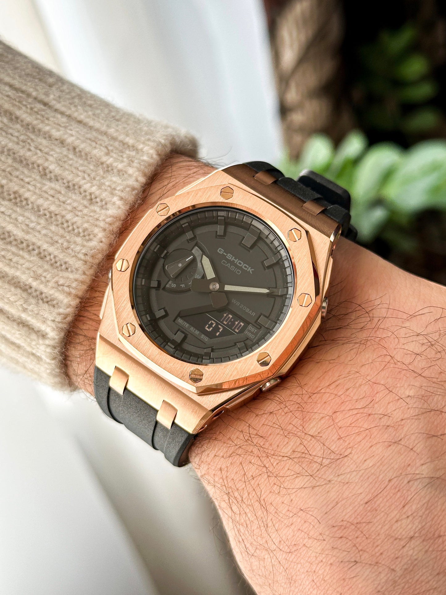 G-SHOCK CasiOak Crno bronzana - sa crnim brojčanikom sata