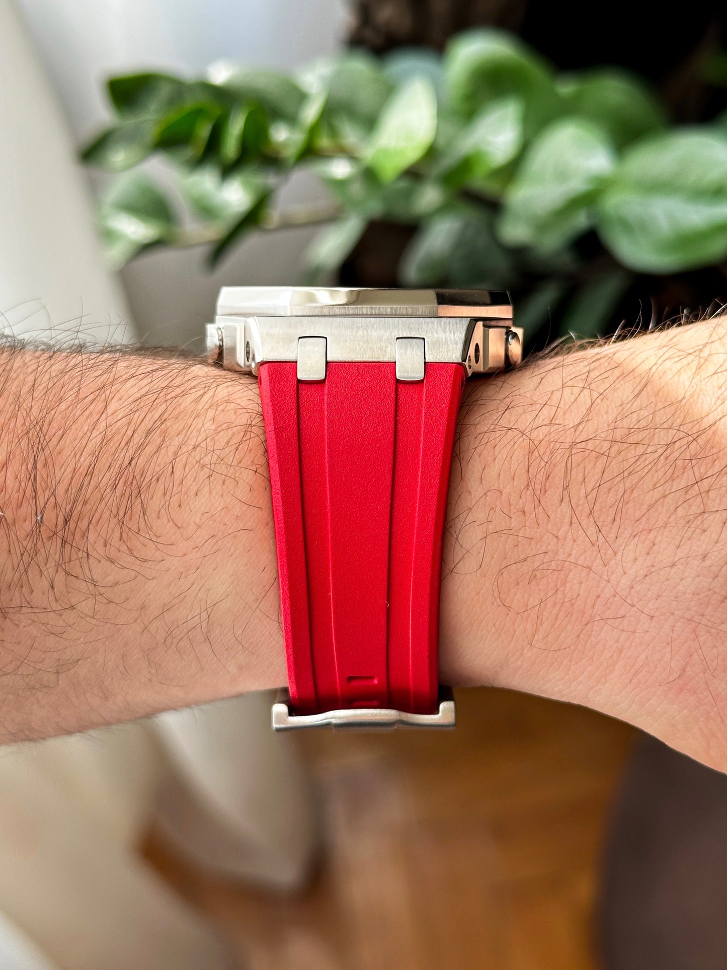 G-SHOCK CasiOak Red-Silver with white watch dial