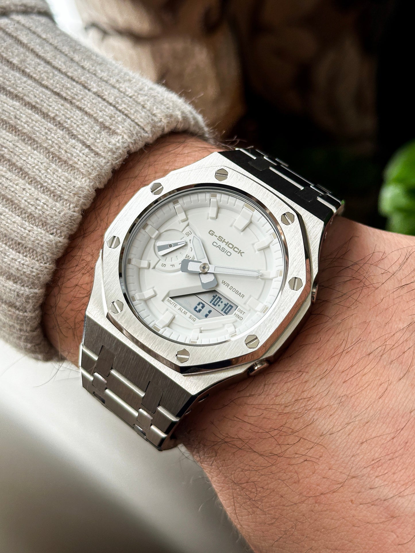 G-SHOCK CasiOak Full Silver - with white watch dial