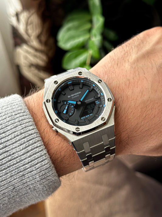 G-SHOCK CasiOak Full Silver - with black and blue watch dial