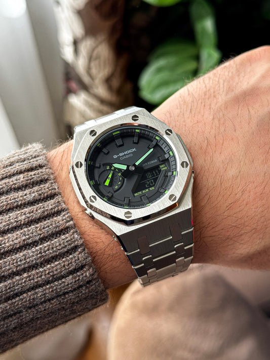 G-SHOCK CasiOak Potpuno srebrna - sa crno zelenim brojčanikom sata