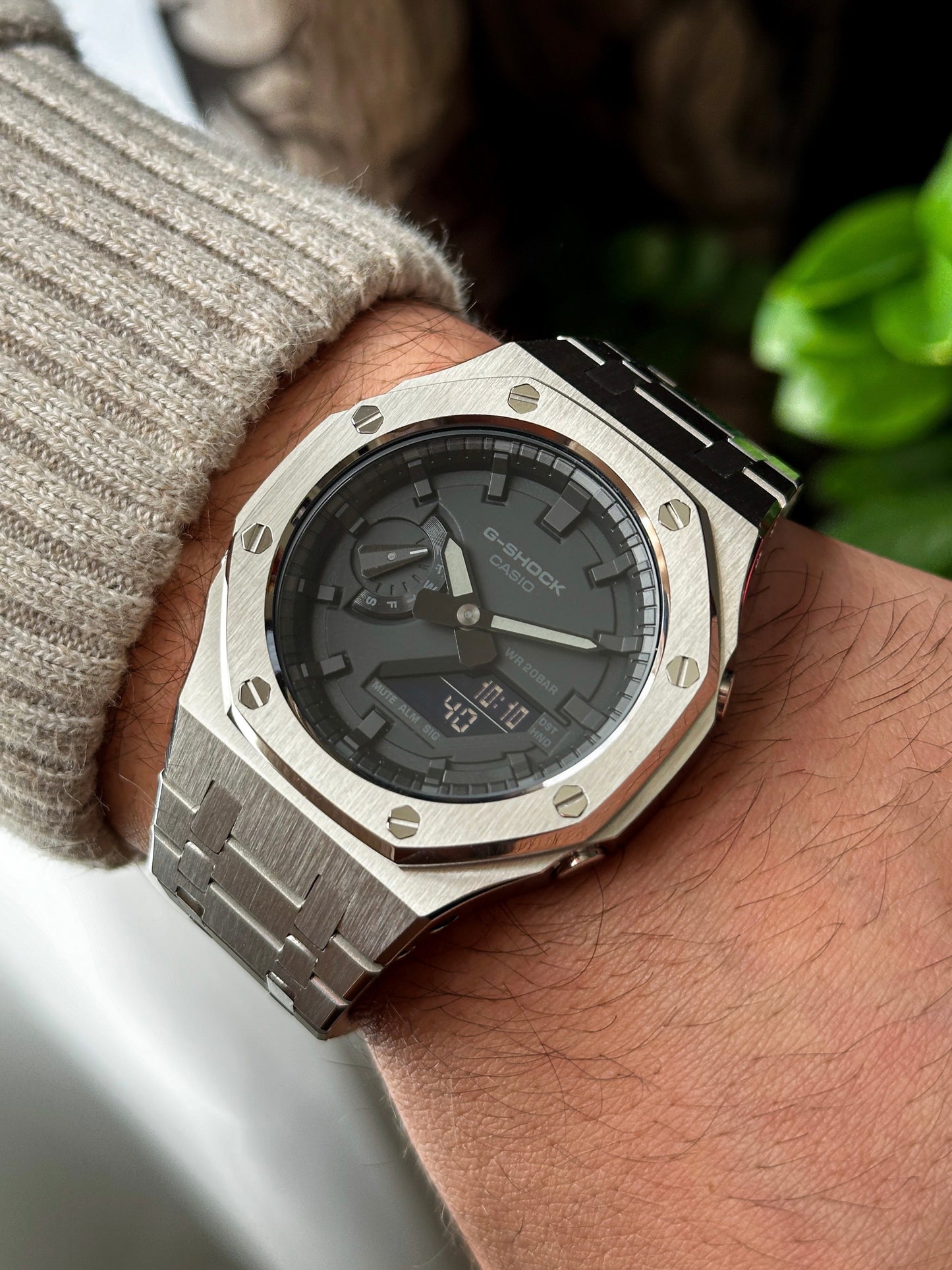 G-SHOCK CasiOak Full Silver-with black watch dial