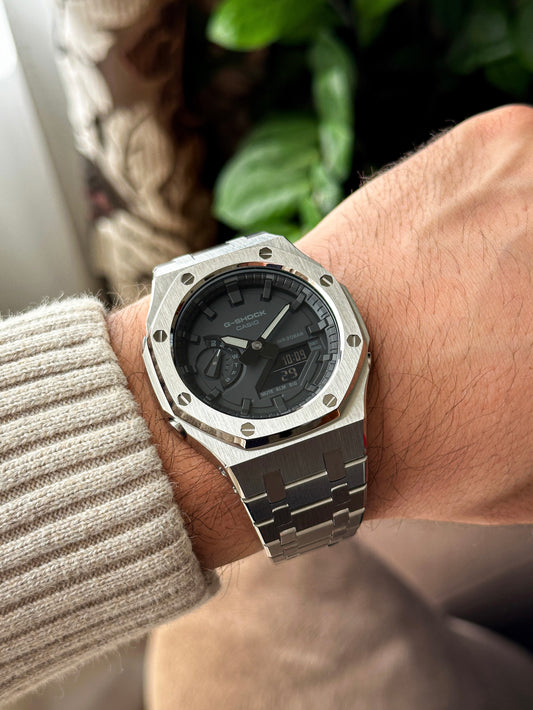 G-SHOCK CasiOak Full Silver-with black watch dial