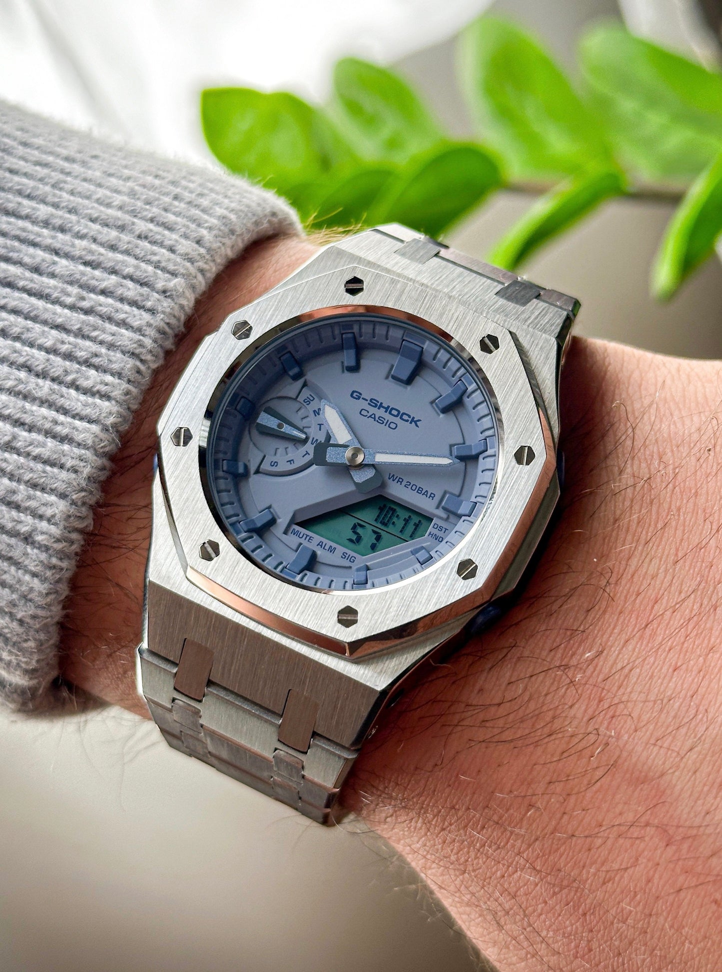 G-SHOCK CasiOak Full Silver - with pastel blue watch dial