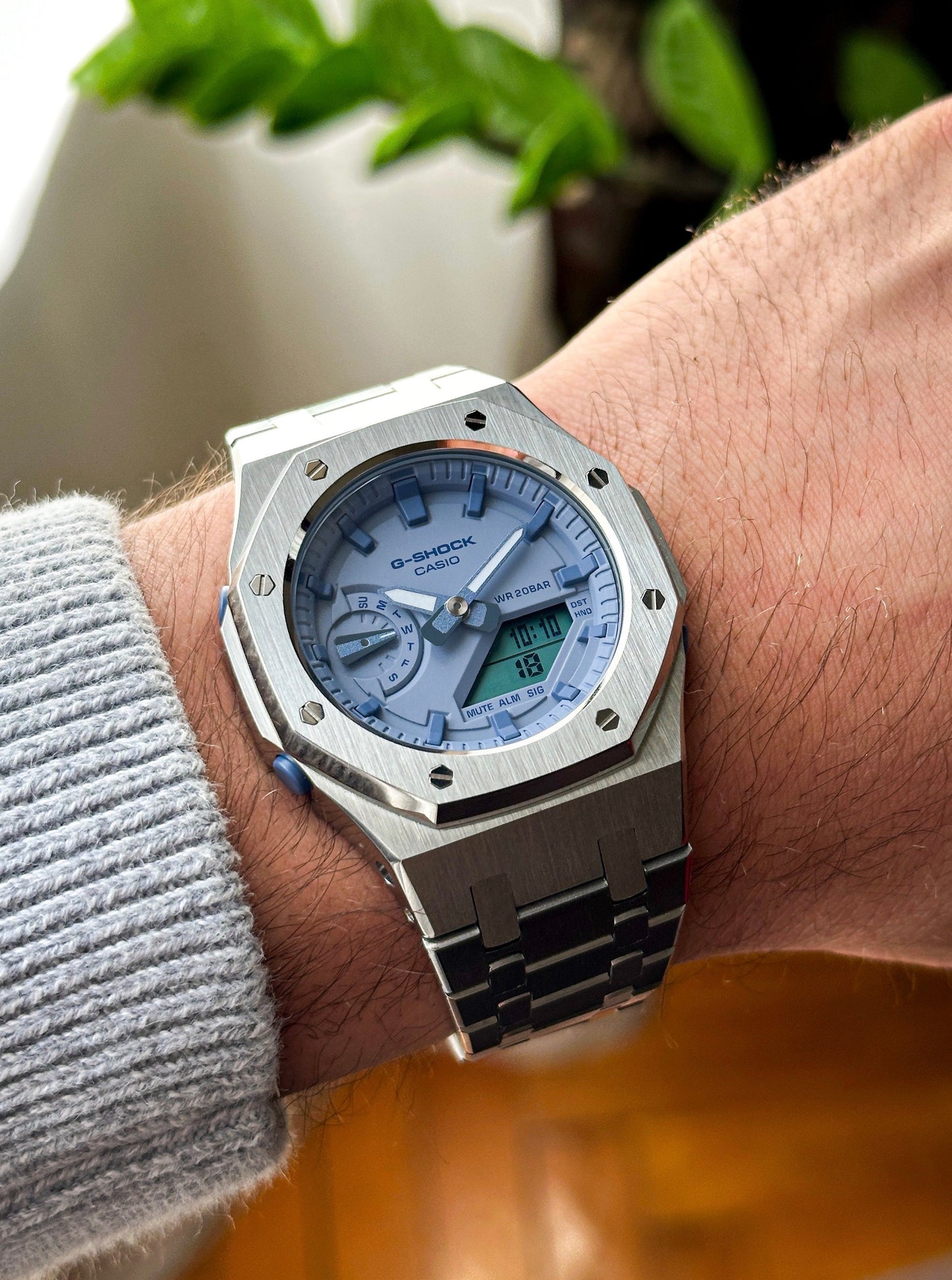 G-SHOCK CasiOak Full Silver - with pastel blue watch dial