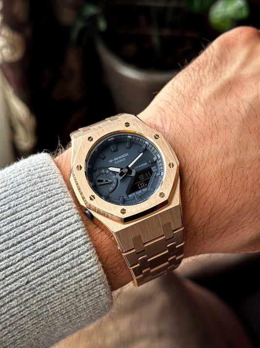 G-SHOCK CasiOak RoseGold with navy blue watch dial