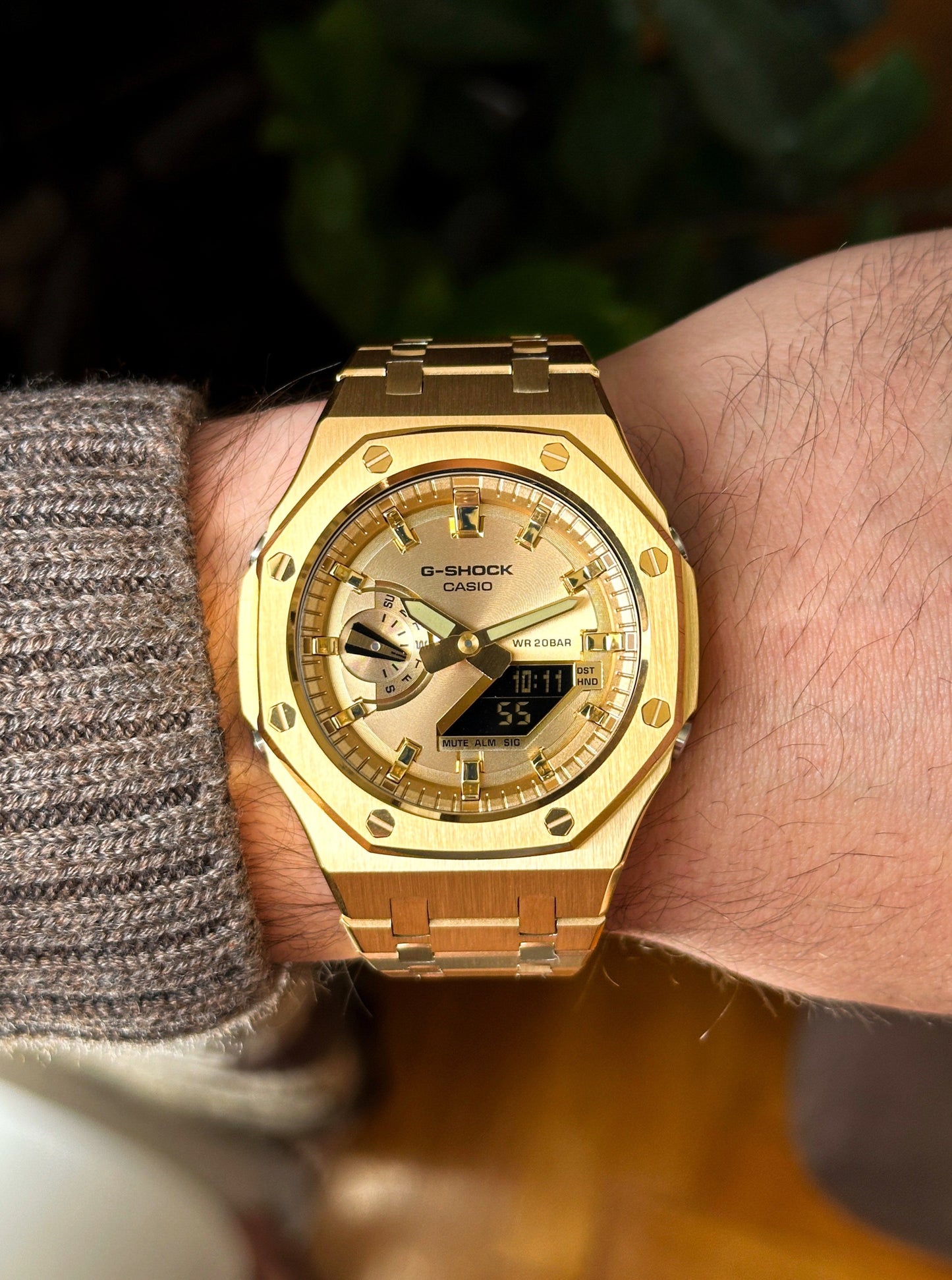 G-SHOCK CasiOak Full Gold - with gold watch dial