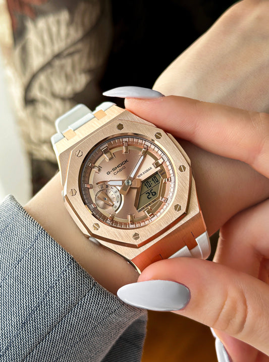 G-SHOCK Mini CasiOak White RoseGold with rose-gold watch dial