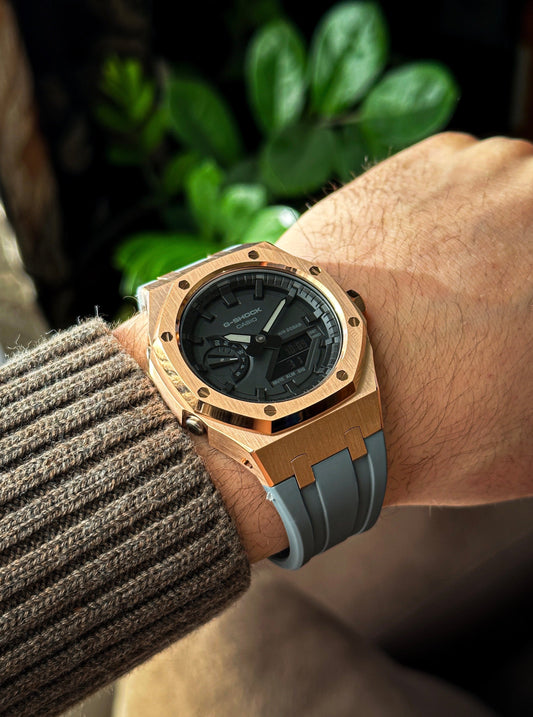 G-SHOCK CasiOak Grey-RoseGold with black watch dial