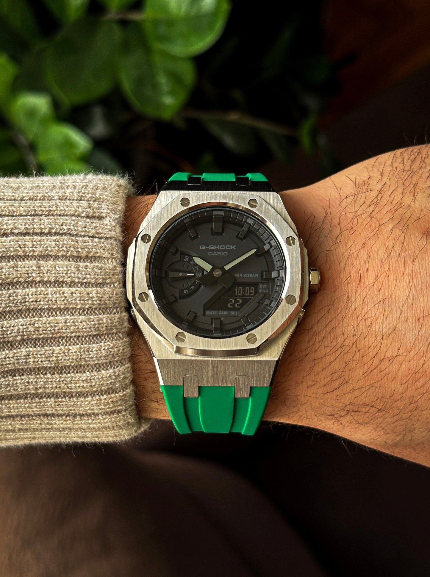 G-SHOCK CasiOak Green-Silver with black watch dial