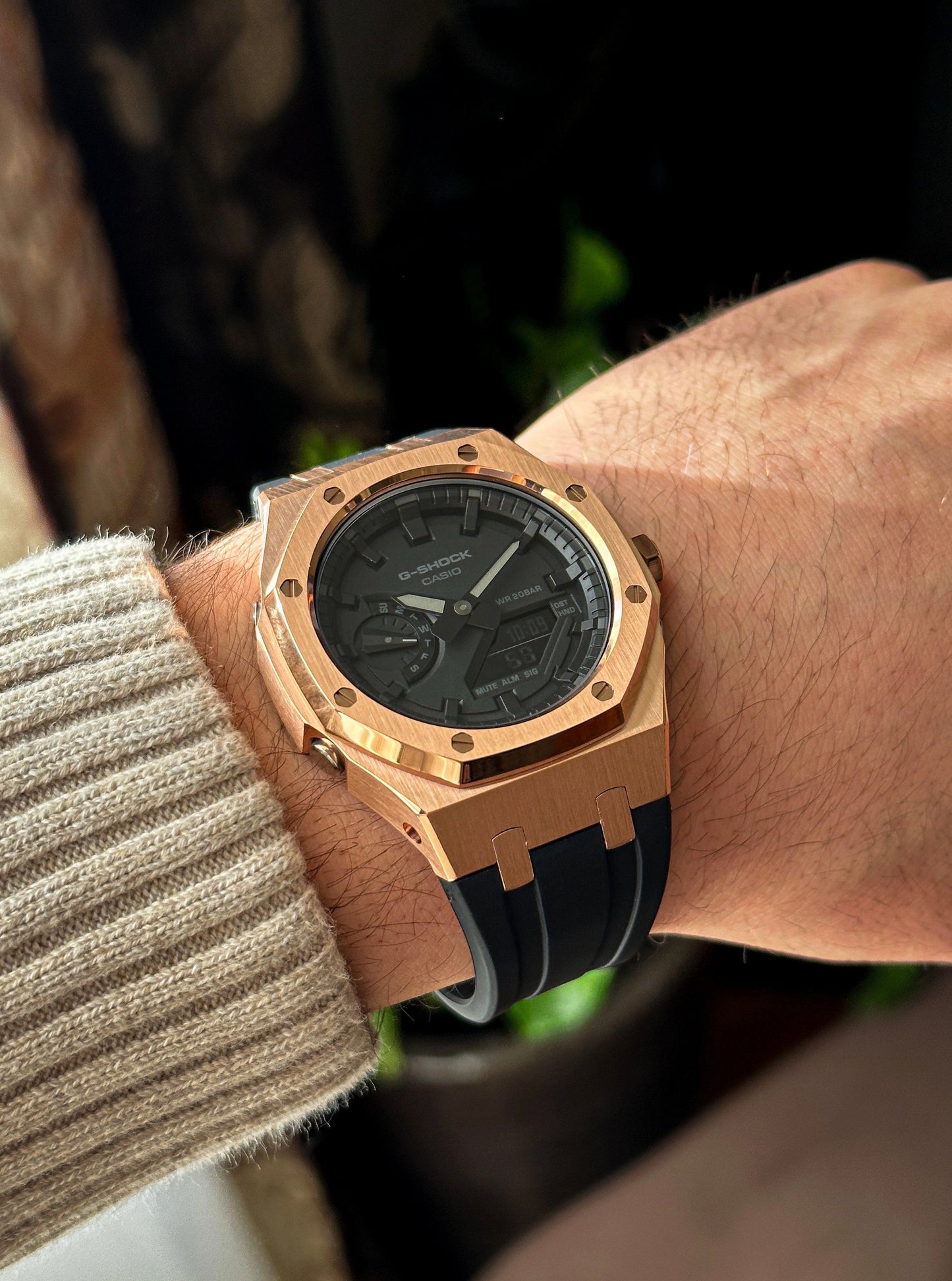 G-SHOCK CasiOak Black-RoseGold with black watch dial