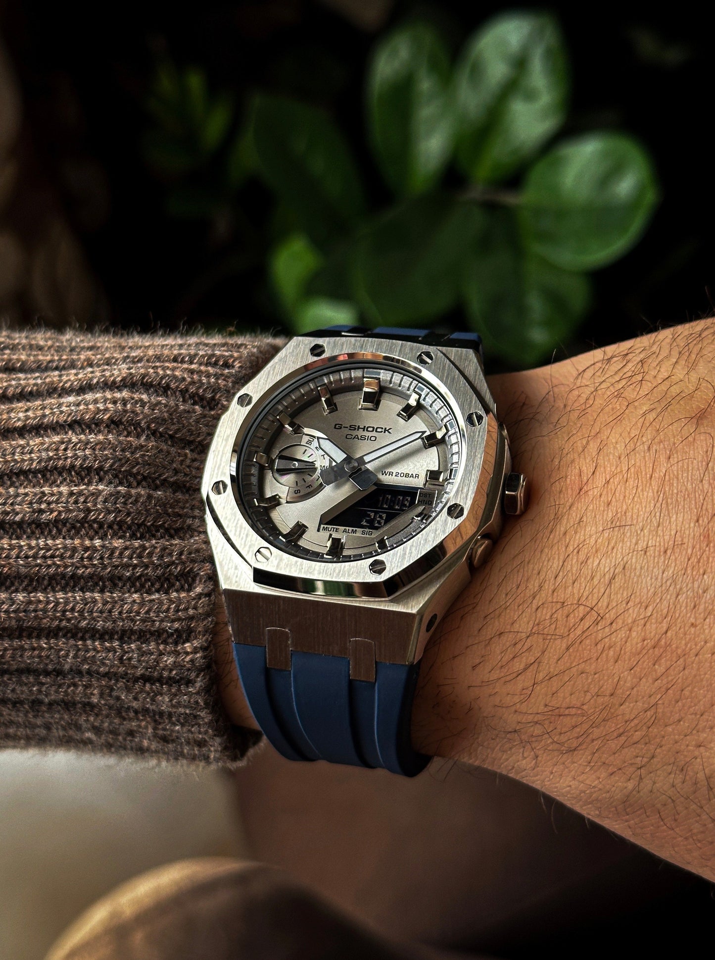 G-SHOCK CasiOak Navy Blue-Silver with silver watch dial