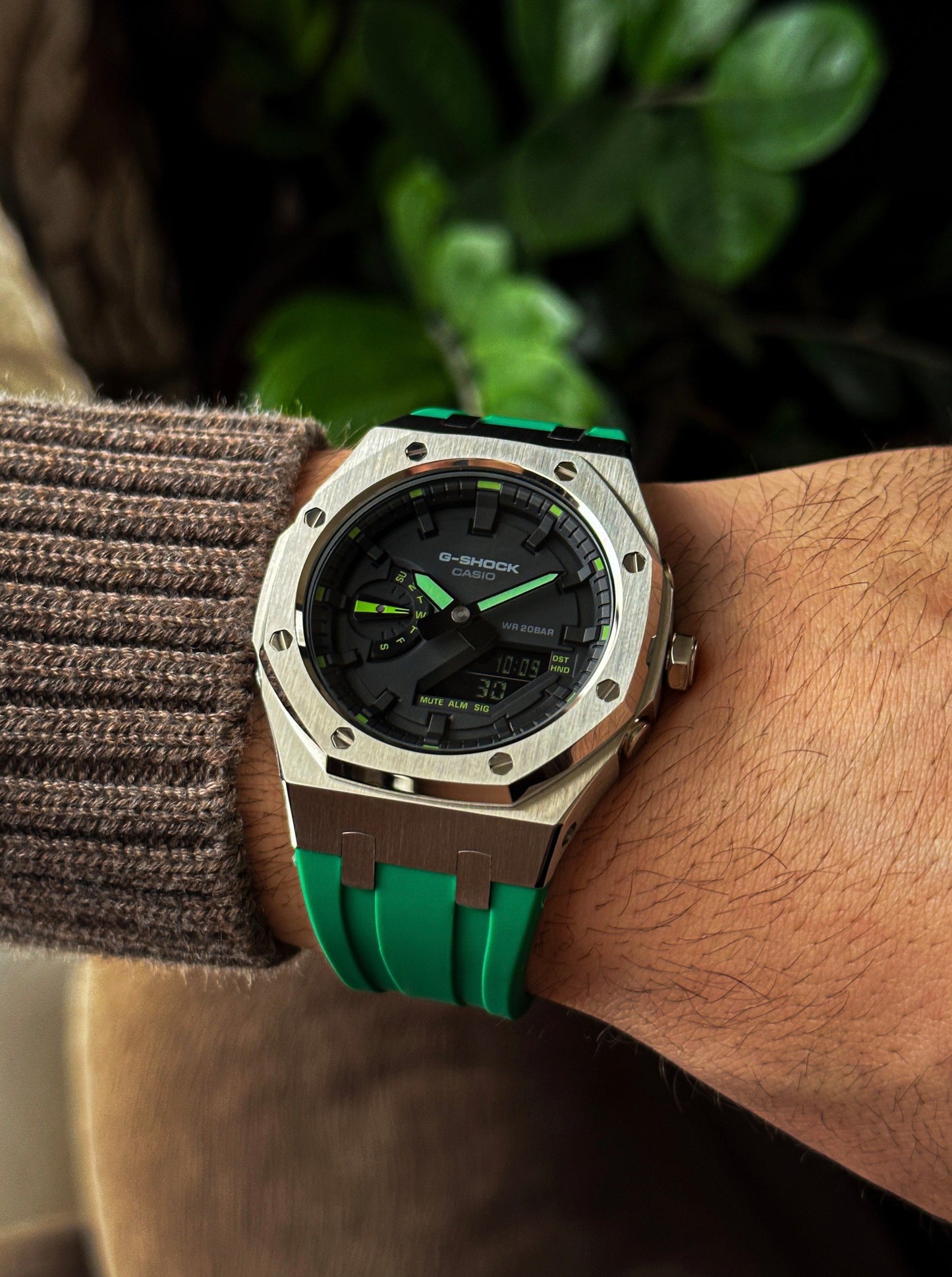 G-SHOCK CasiOak  Zeleno srebrna - sa crno zelenim brojčanikom sata