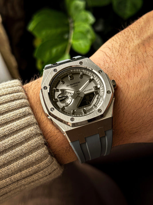 G-SHOCK CasiOak Grey-Silver with silver watch dial