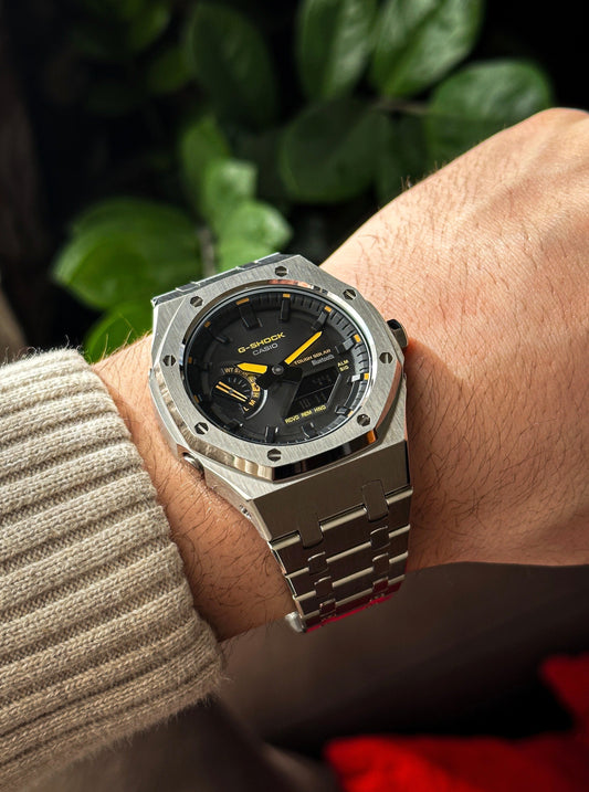 G-SHOCK CasiOak Full Silver-with black and yellow watch dial (bt connection)