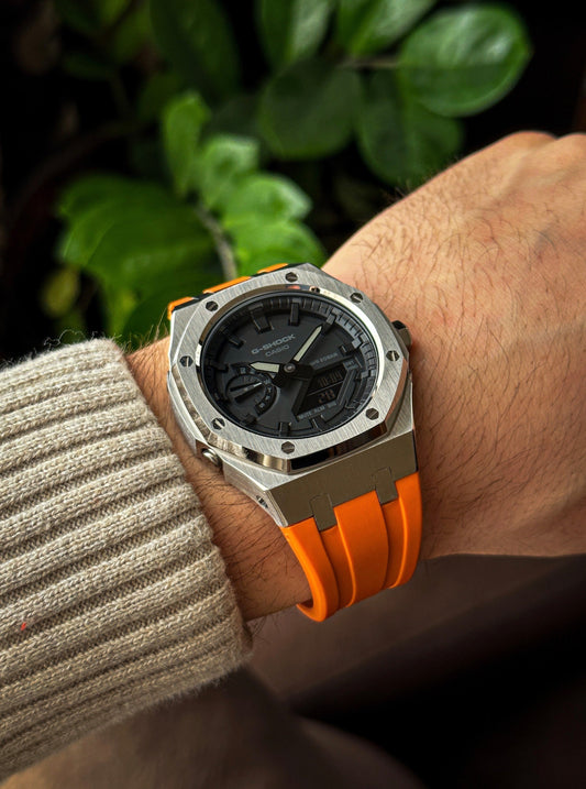 G-SHOCK CasiOak Orange-Silver with black watch dial