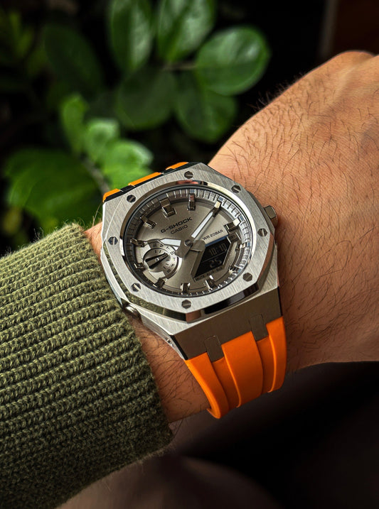 G-SHOCK CasiOak Orange-Silver with silver watch dial